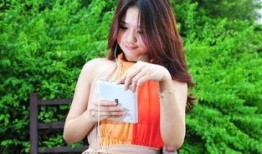 国产巨乳熟女,风情万种，魅力四溢的东方美人